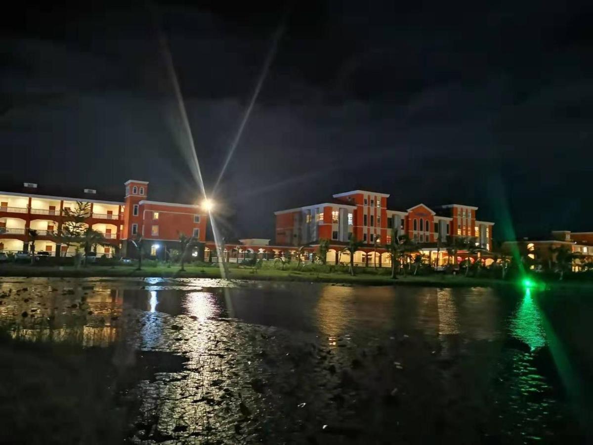 Golden Peacock Resort Hotel Бейра Екстер'єр фото